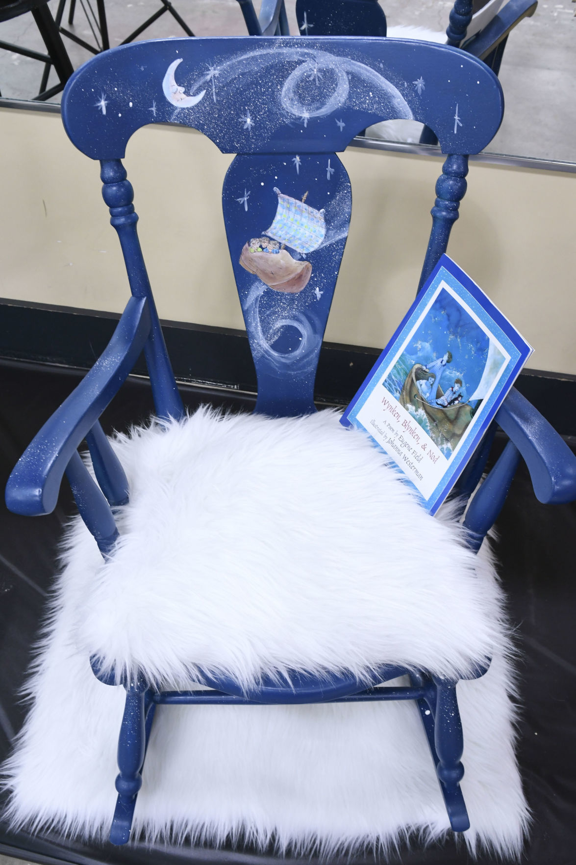 041219 Painted Chairs 07.jpg